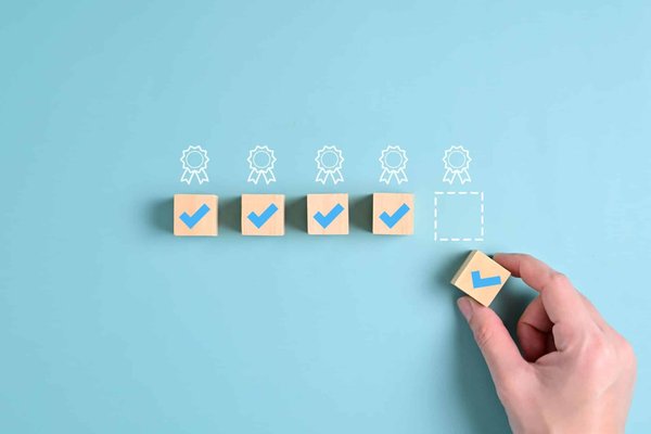 Quelle couverture d'assurance pour les entreprises réparant des appareils électroniques ?